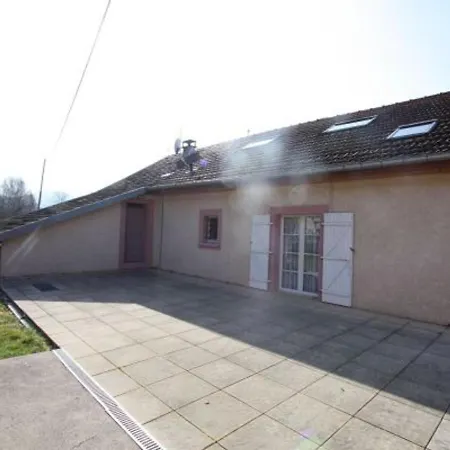 Spacieux Avec Terrasse Et Cheminée Près De Saint-dié, à 28 Km De Gérardmer - Fr-1-589-261 Taintrux