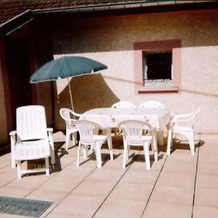 Spacieux Avec Terrasse Et Cheminee Pres De Saint-die, A 28 Km De Gerardmer - Fr-1-589-261 Feriehus *