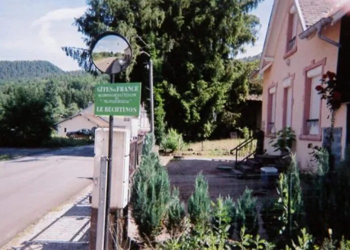 Spacieux Avec Terrasse Et Cheminee Pres De Saint-die, A 28 Km De Gerardmer - Fr-1-589-261 * Taintrux